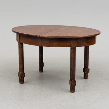 an early 20th century table.