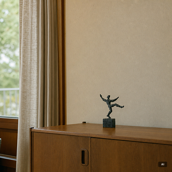 Liss Eriksson, Figure.