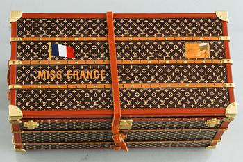 MINIATYRKOFFERT/BREVPRESS, Louis Vuitton, 1980-2000.