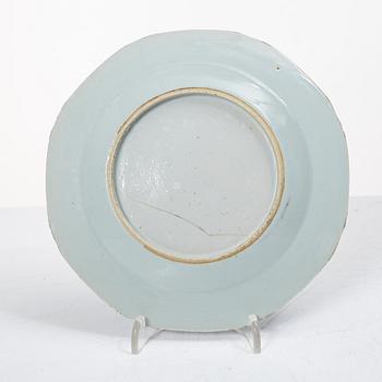 Tallrikar, 16 st, porslin, Kina, Qianlong (1736-95).