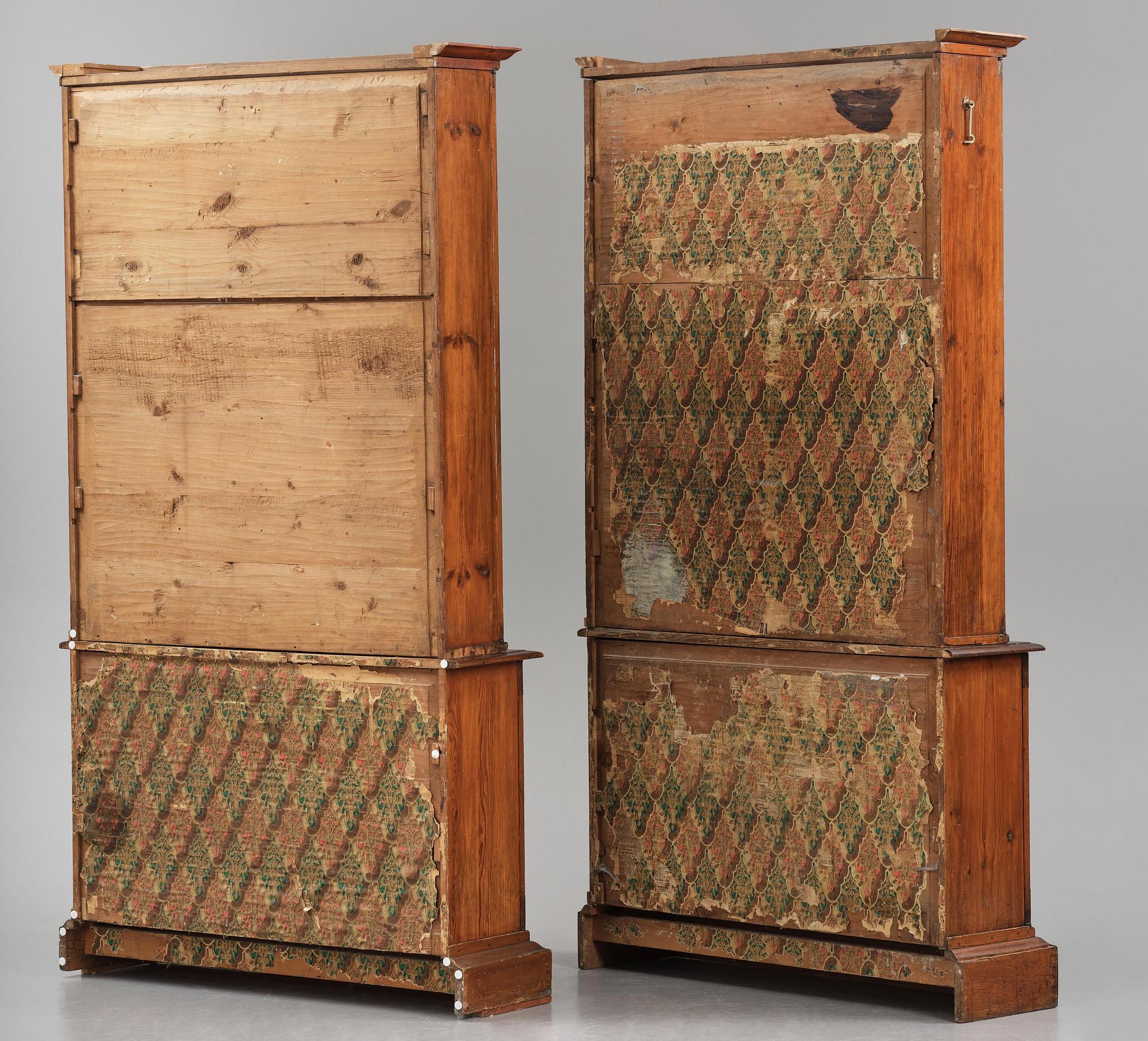 A pair of late Gustavian book cabinets, late 18th century.