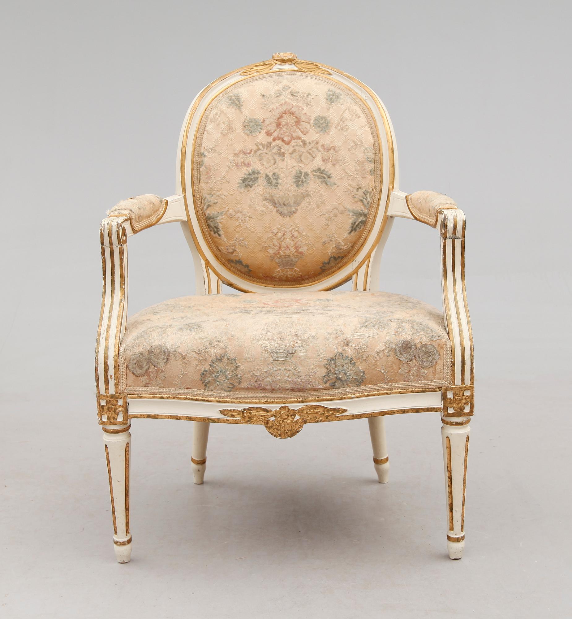 KARMSTOL, gustaviansk, 1700-talets slut.