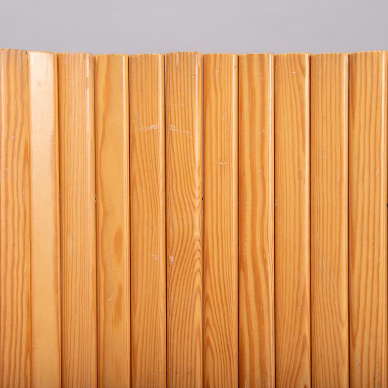 Alvar Aalto, A mid-20th century screen for Artek, Finland.