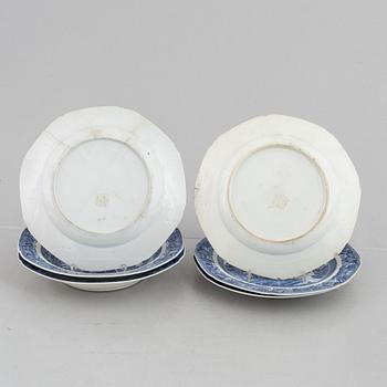 A set of eight blue and white export porcelain plates, China, Qianlong (1736-95).