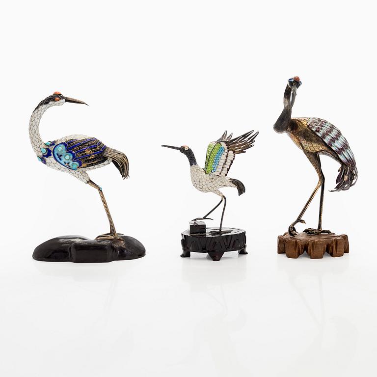 A set of three silver and cloisonné enamel figures of birds, first half of 20th Century.