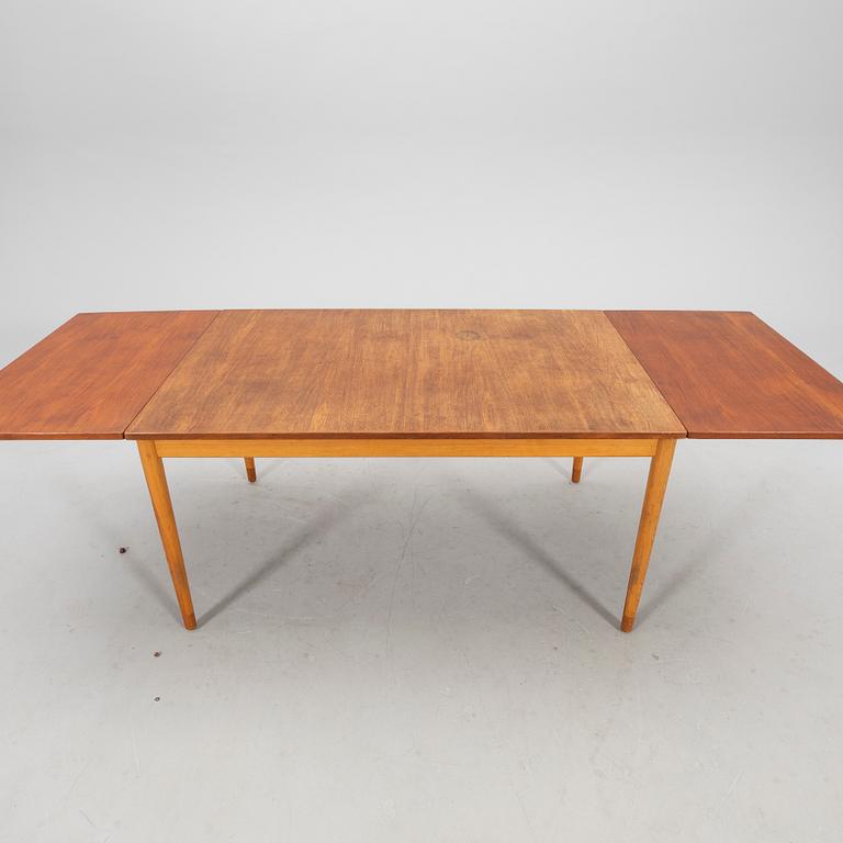 Matbord Svensk Fur 1900-talets andra hälft.