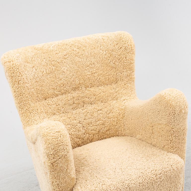 A Swedish Modern armchair, 1930's-/40's.