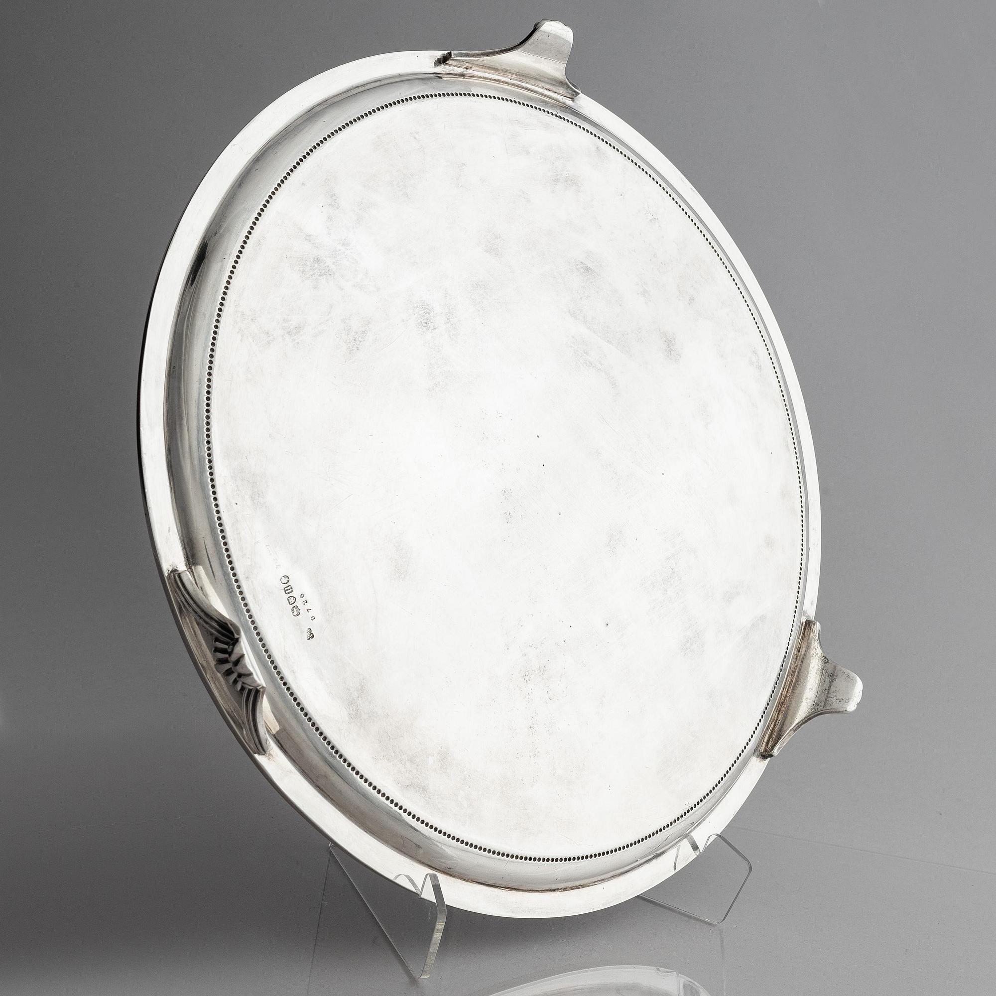 Richard Martin och Ebenezer Hall, bricka/salver, silver, London 1875.