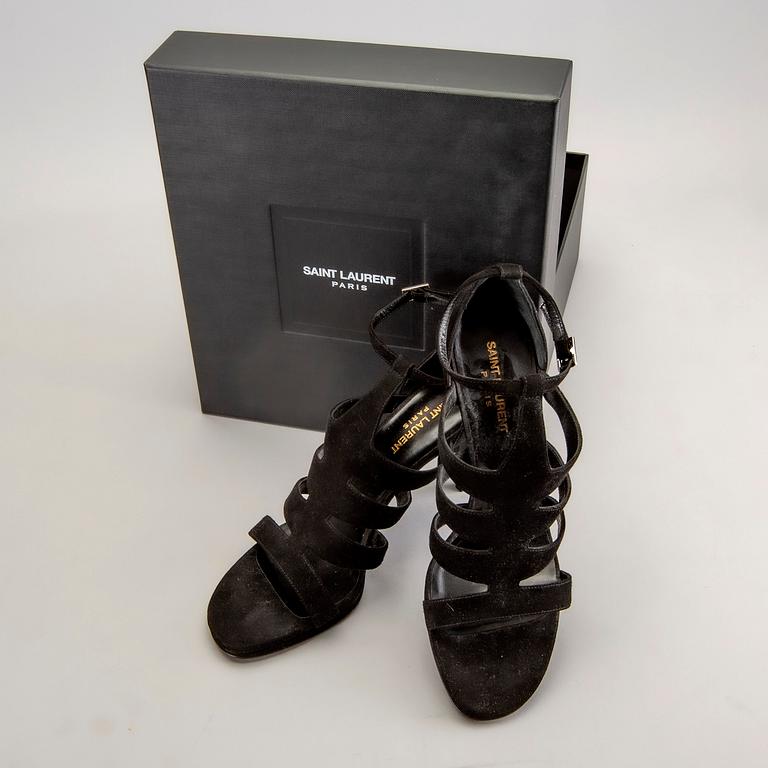 Yves saint Laurent, skor ett par strl 39,5.