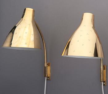 Lisa Johansson-Pape, A SET OF TWO WALL LAMPS.