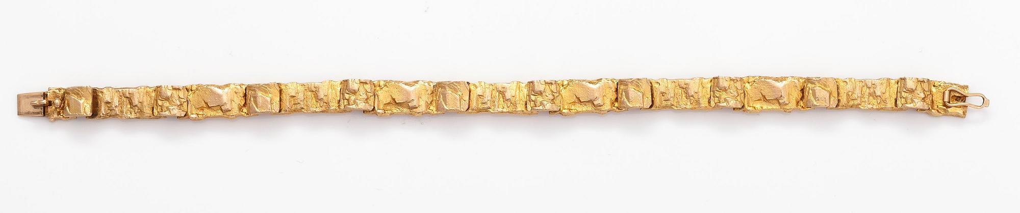 BJÖRN WECKSTRÖM, A 14K gold bracelet "Jotos". Lapponia 1971.