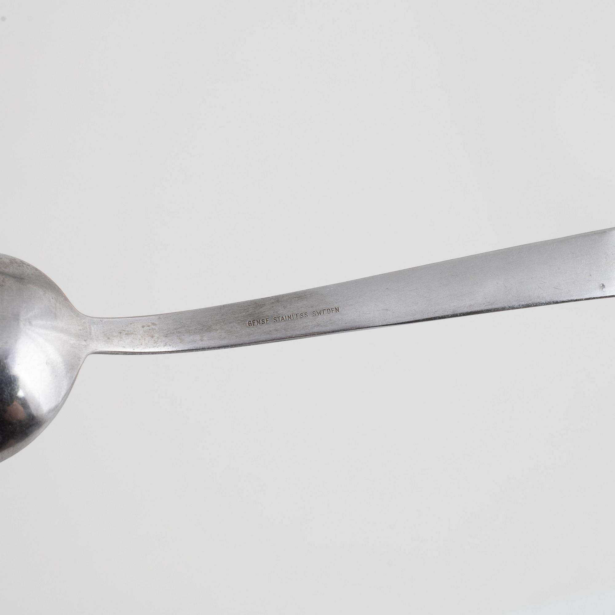 Folke Arström, a 116 piece stainless steel "Thebe" flat wear set, Gense, Sweden.