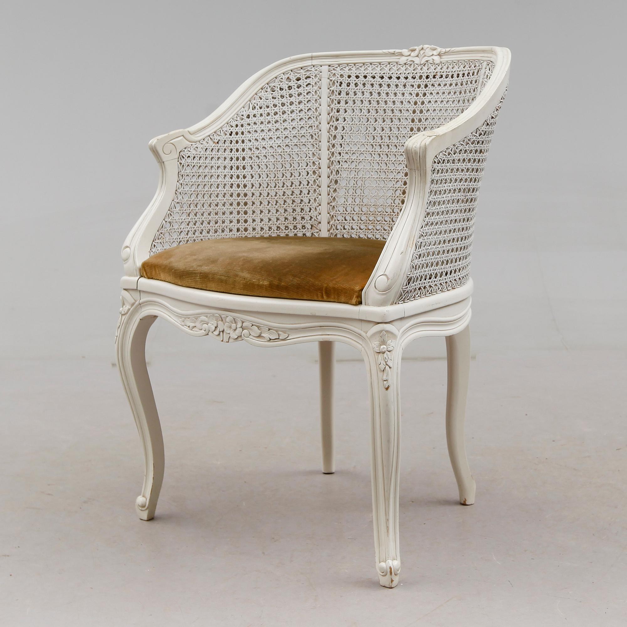 KARMSTOL, rokokostil, 1900-talets mitt.