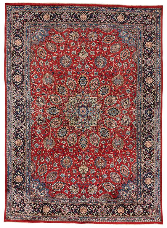 A carpet, a semi-antique/an old Persian, probably a Qazvin, ca 345-349 x 251,5-253 cm.