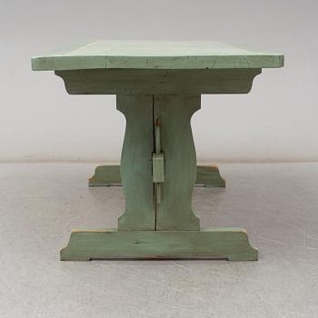 A trestle table, second half of the 20th century.