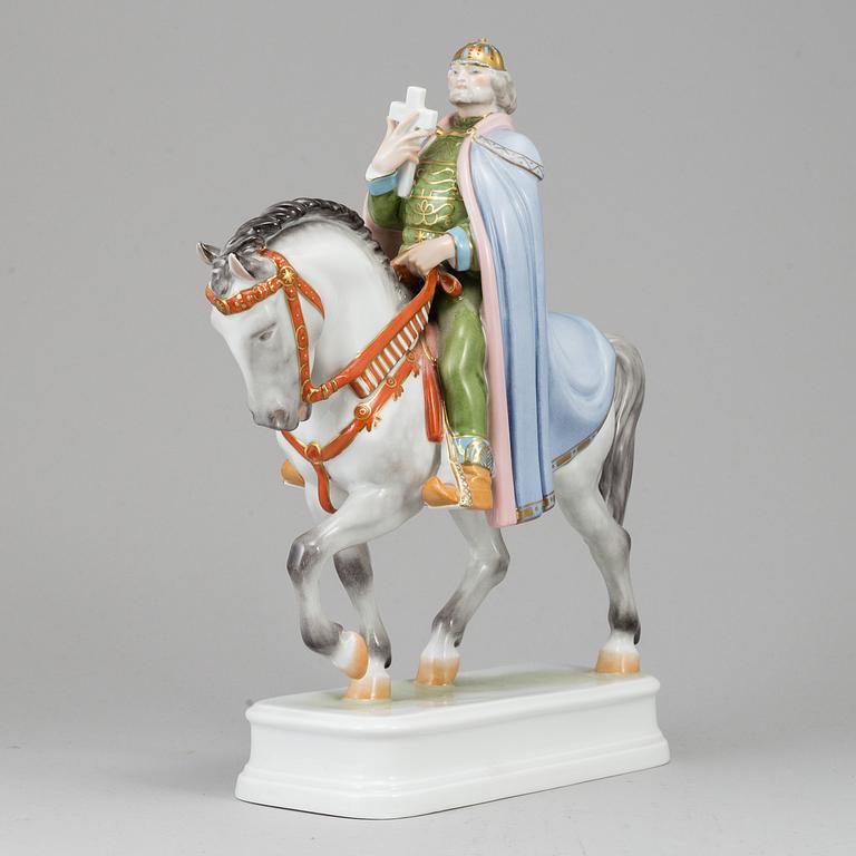 A Herend porcelaine figurine.