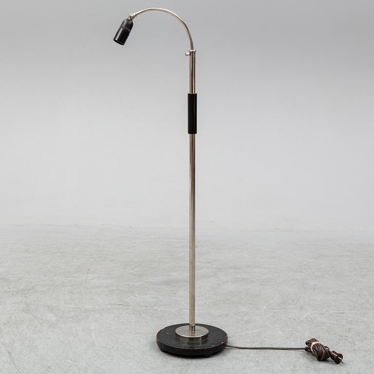 A 1930'S ART DECO FLOOR LAMP.