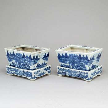 YTTERFODER med FAT, ett par, porslin. Qingdynastin, omkring 1900.