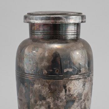 SHAKER, nysilver, 1900-tal.