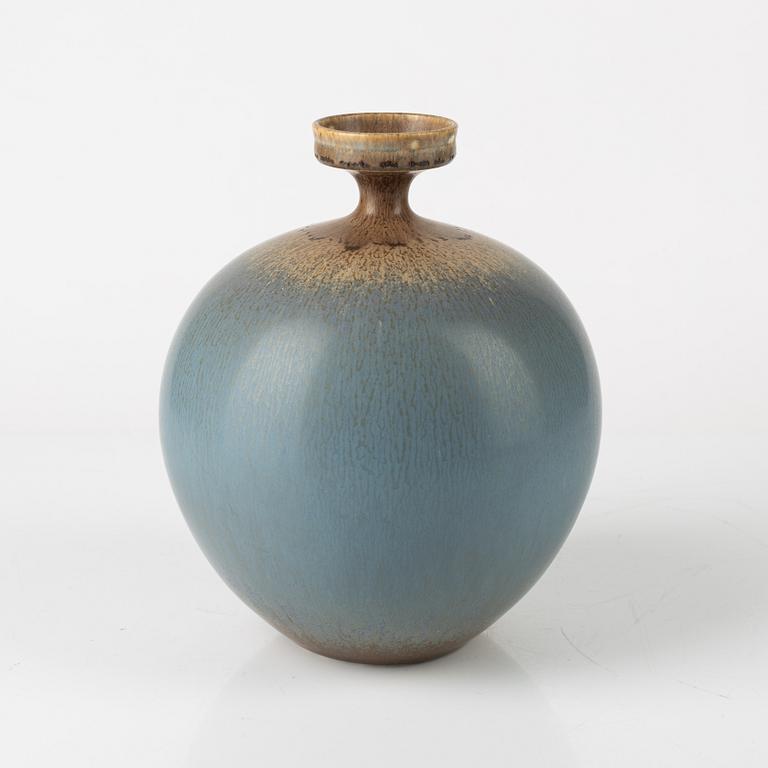 Sven Wejsfelt, a stoneware vase, Gustavsberg studio, Sweden 1987.