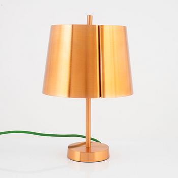 Jonas Lindvall, a 'W124T' table lamp, Wästberg.