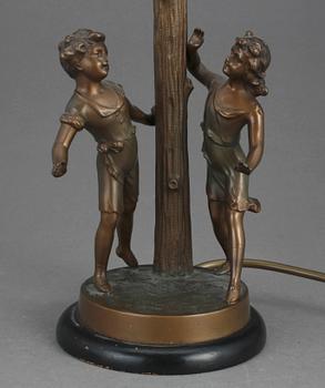BORDSLAMPA, 1900-talets början.