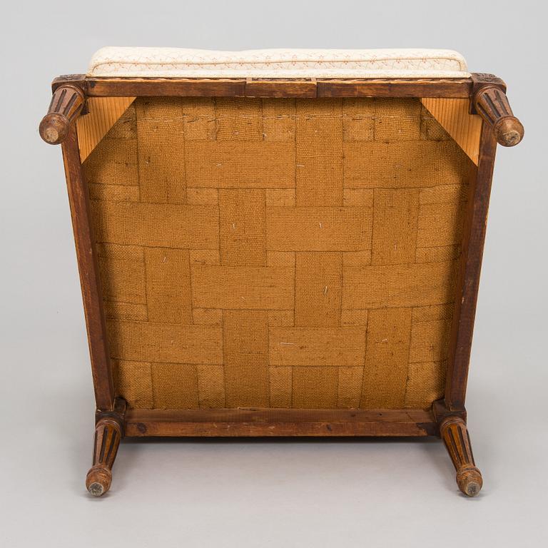 Nojatuoli, Bergère, Louis XVI -tyyli, 1900-luvun alkupuoli.