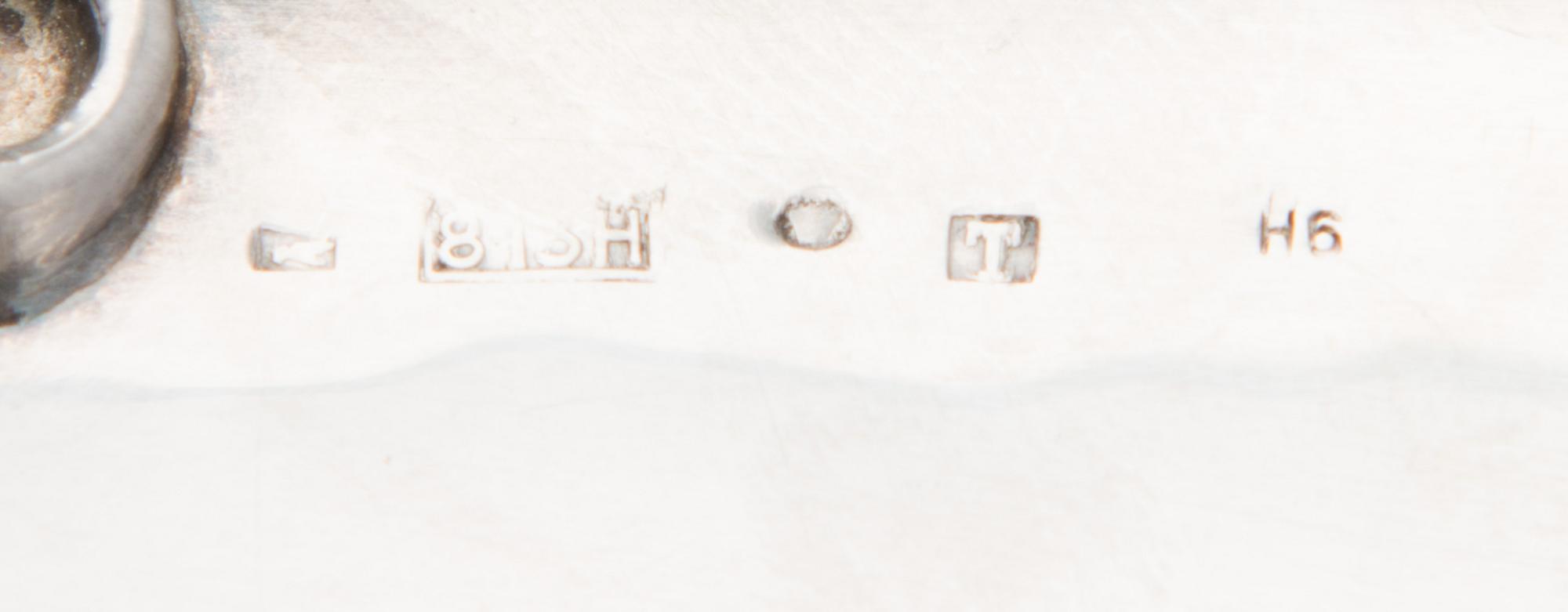 A silver serving dish with French "Swan" hallmark and Finnish control marks, 1937. Weight circa 1020 g.