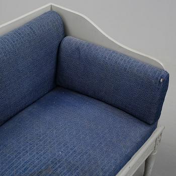 TRÅGSOFFA, gustaviansk, 1700-talets slut.