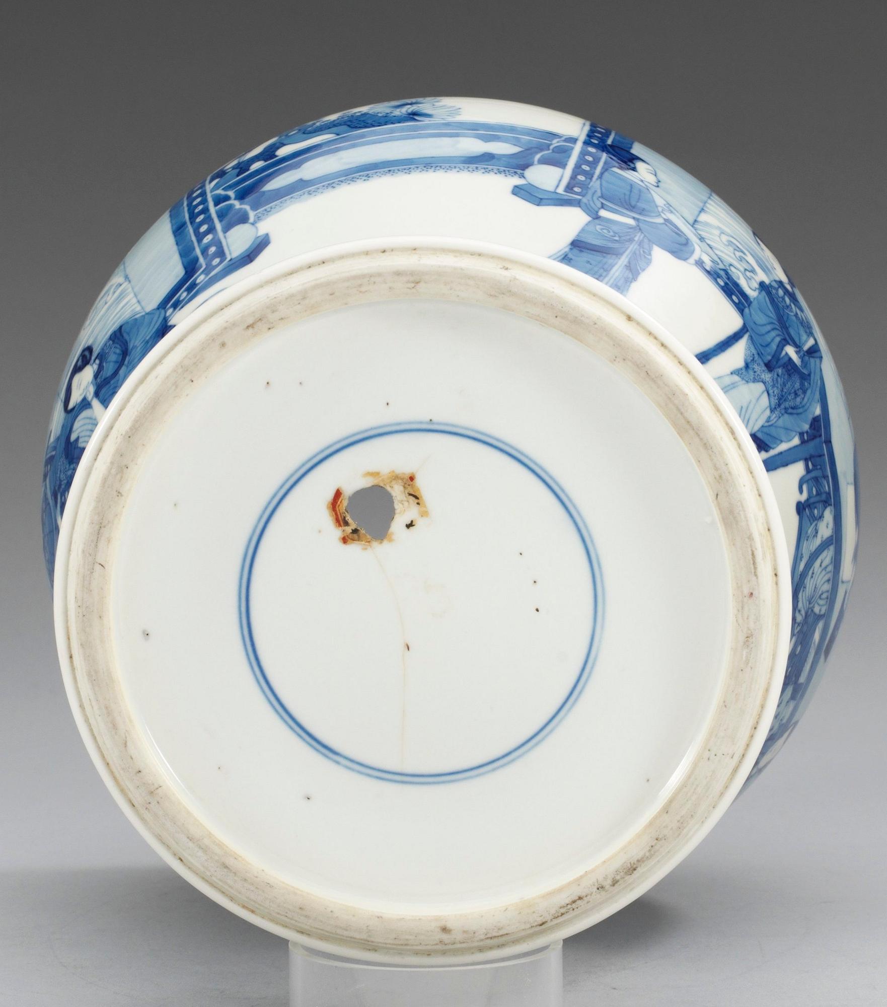 VAS, porslin. Qing dynastin, 17/1800-tal.