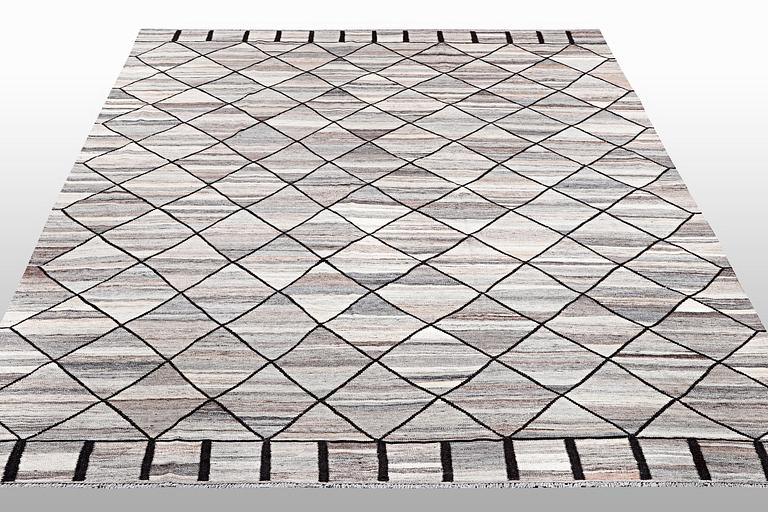 A carpet, Kilim, ca 359 x 258 cm.