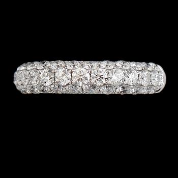 RING, 18 k vitguld, briljantslipade diamanter tot ca 1.49 ct.