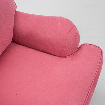 Fåtölj med fotpall, "Howard Lux/Avon", Burhéns, 2025.