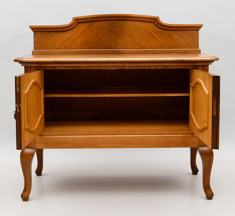 MATGRUPP, 6 delar, rokokostil, 1900-talets första hälft.