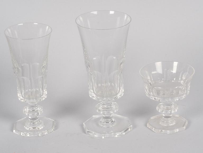 GLASSERVISDELAR, 22 st. Hammra glasbruk.