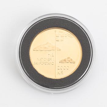 A Swedish gold coin, 900/1000, 2005.