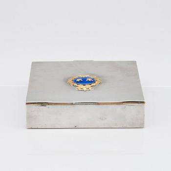 Firma Svenskt Tenn, a pewter box, Stockholm 1933.