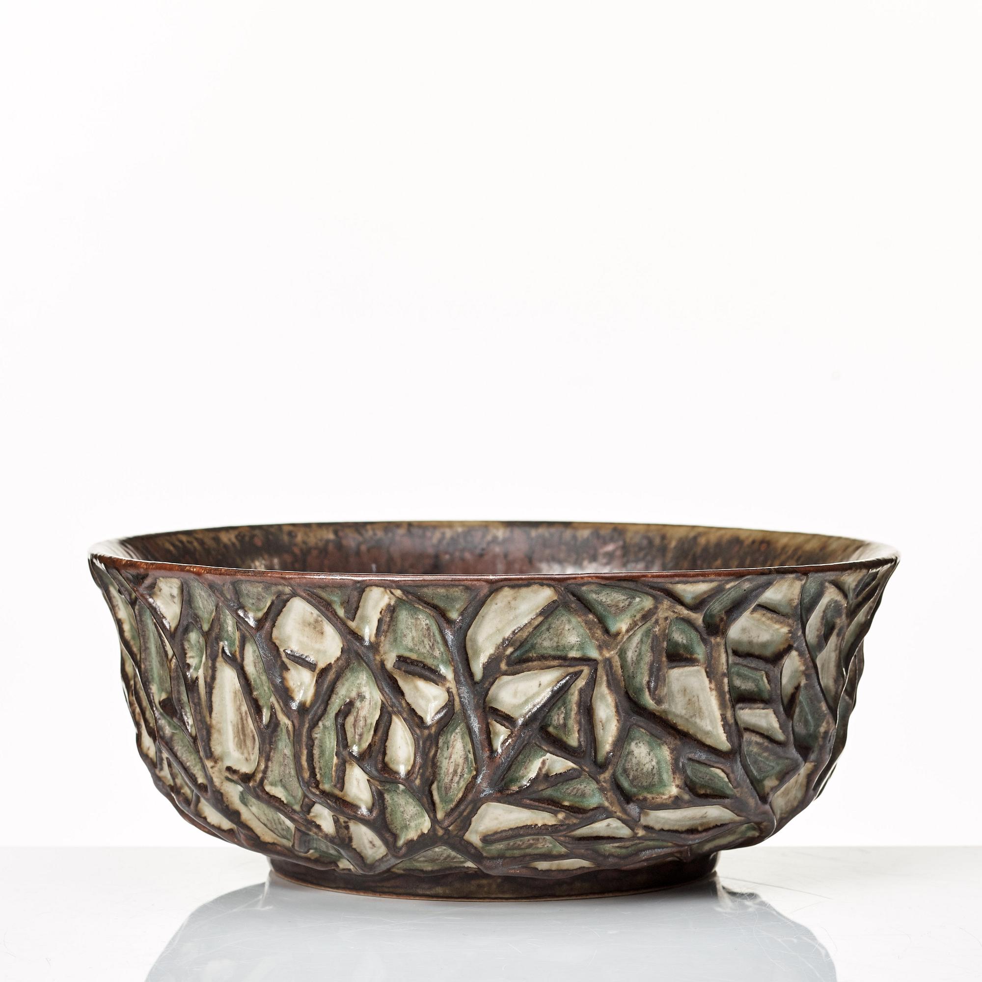 Axel Salto, a stoneware bowl, Royal Copenhagen, Denmark 1967, model 20729.
