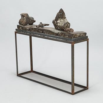 Veikko Hirvimäki, 'Niitä junia ei mene pohjoiseen'.