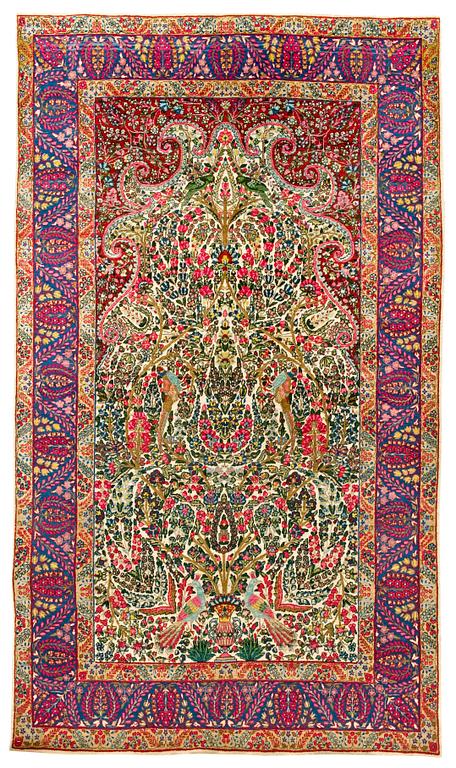 SEMIANTIK KIRMAN LAVER. 238,5 x 139 cm.