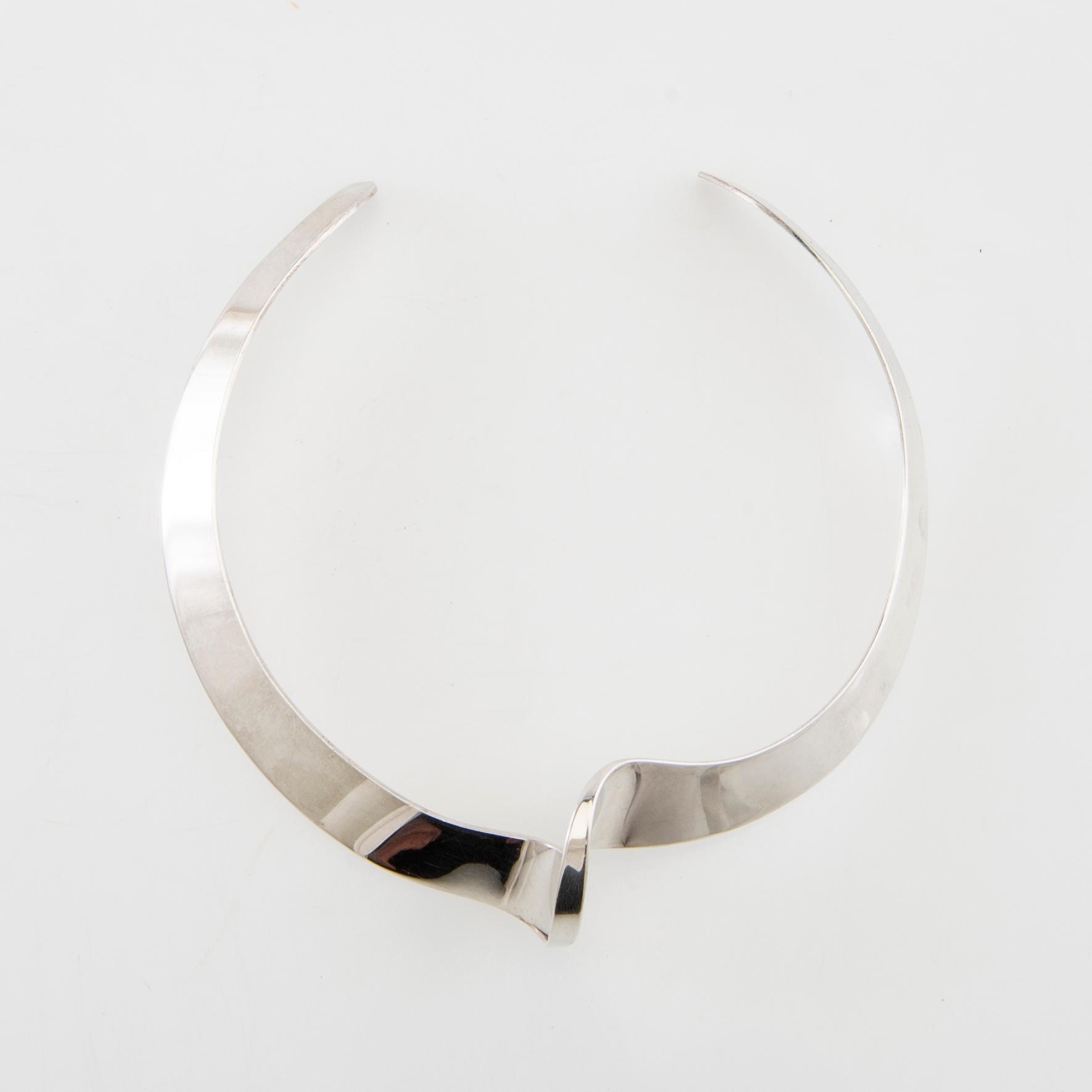Karl-Erik Palmberg, Halsband silver, Alton Falköping 1976.