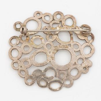 PA Lundahl Terrs, en brosch och ett par manschettknappar silver, Växjö 1966.