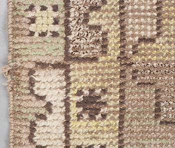 Märta Måås-Fjetterström, a carpet, "Eken", knotted pile, ca 309 x 205-209 cm, signed MMF.