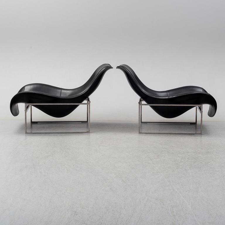 A pair of 'Mart' easy chairs by Antonio Citterio, B&B Italia.