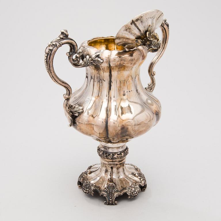 A Finnish neo rococo silver samovar by Anders Wilhelm Felixsson, Lovisa 1851.