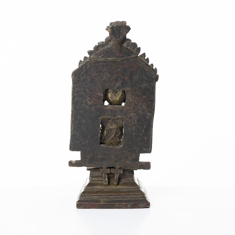 An Indian bronze deity, 19th century.