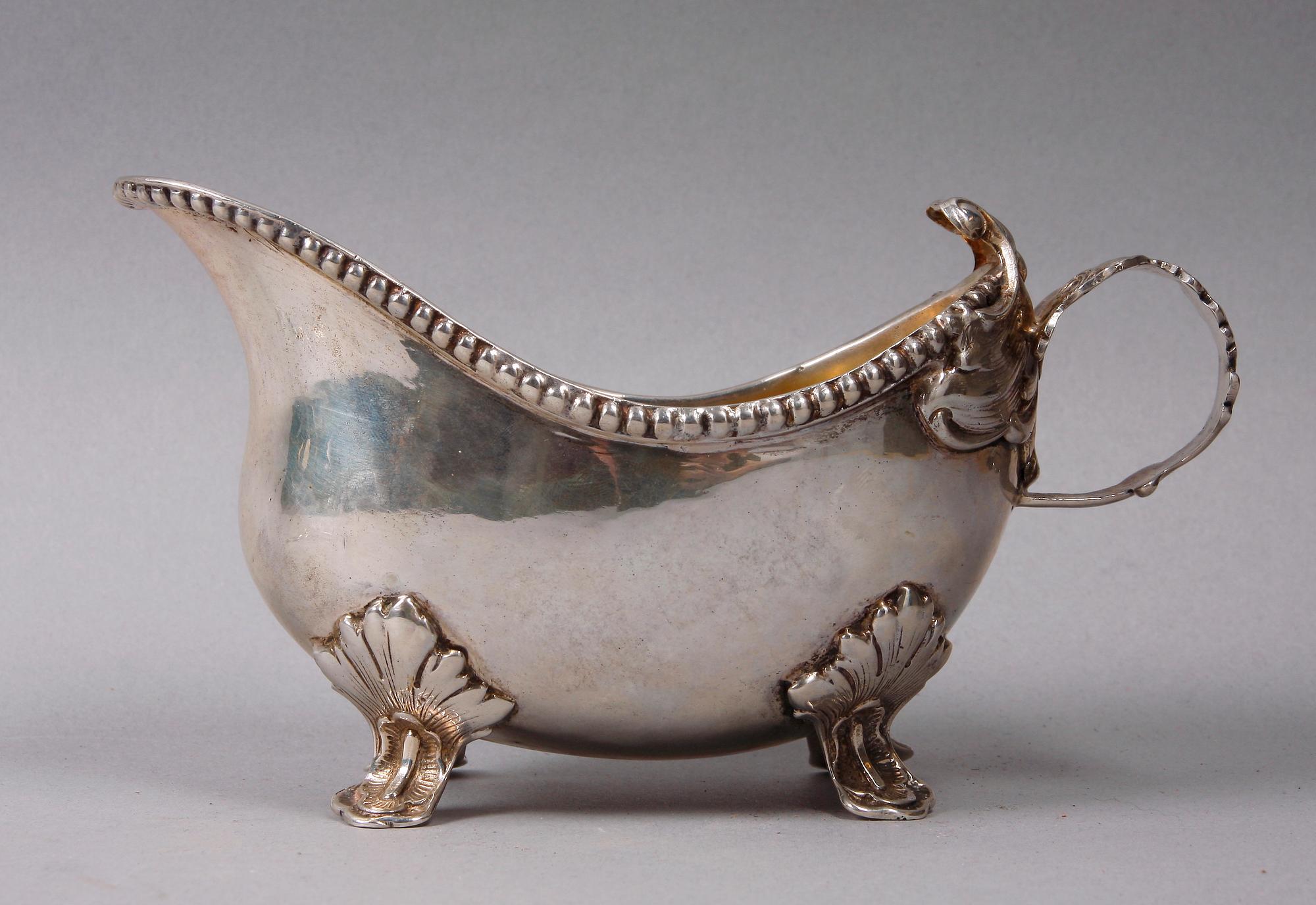 GRÄDDSNIPA, silver, rokokostil, importstämplar.