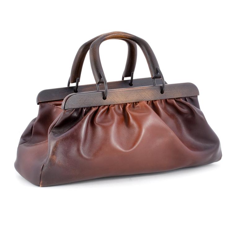 GUCCI, a brown leather doctors bag.