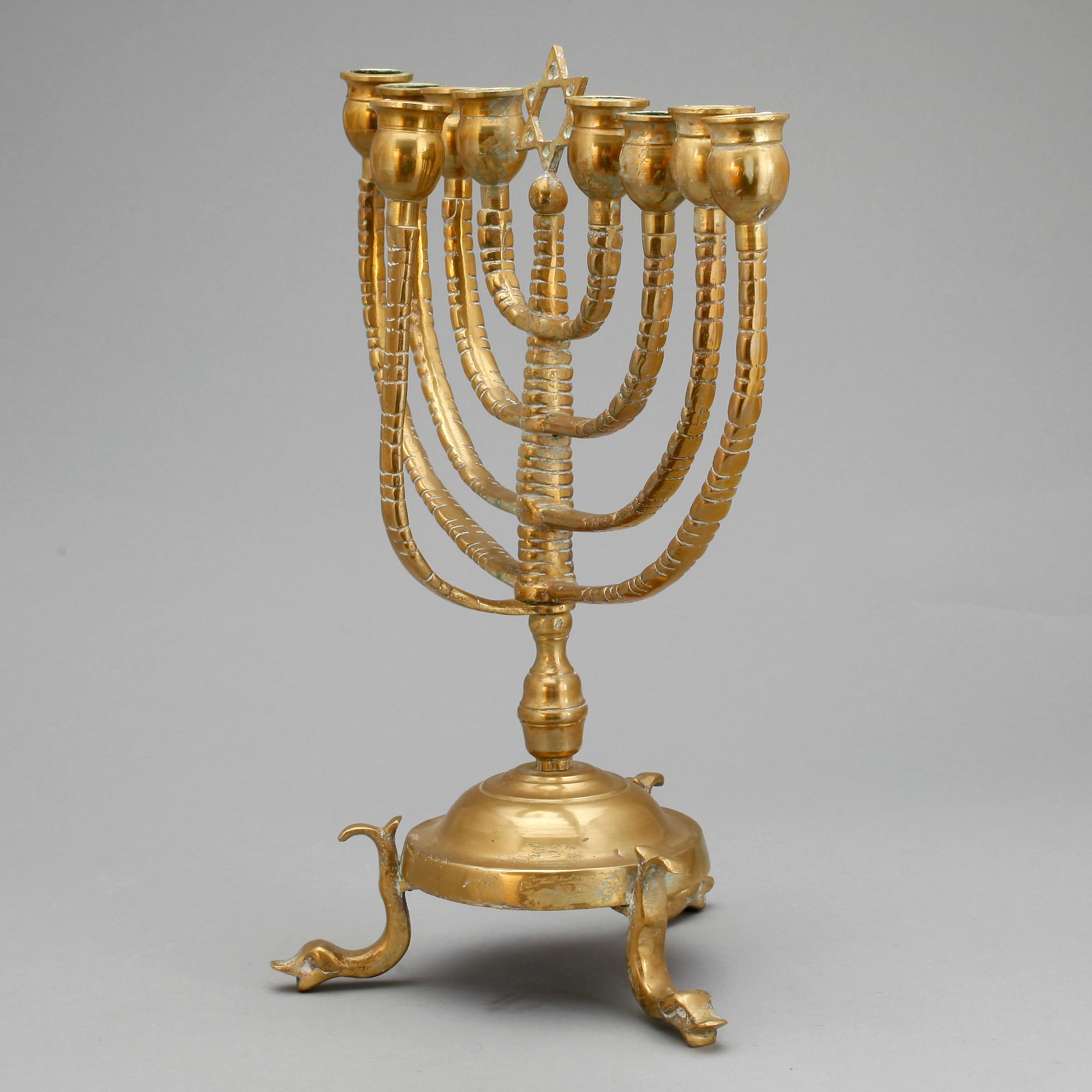 KANDELABER / MENORAH LJUSSTAKE, mässing, judisk, 1900-tal.
