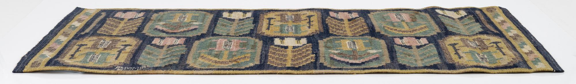 Märta Måås-Fjetterström, a textile, "Medaljongerna", rölakan, ca 85 x 41 cm, signed AB MMF.